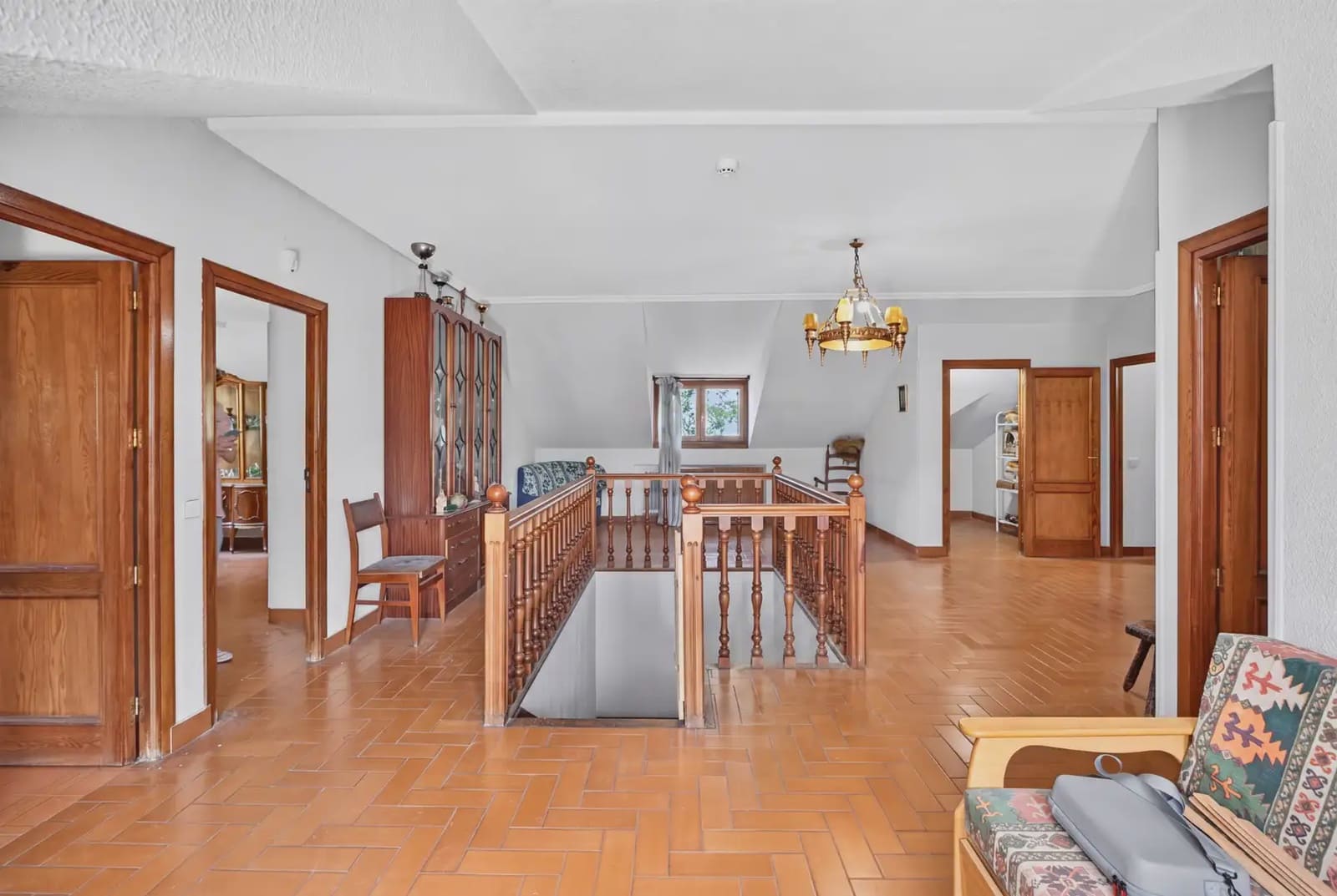 6 quarto Moradia para arrendar em Torrelodones com piscina garagem - 3 000 € (Ref: 10093832)