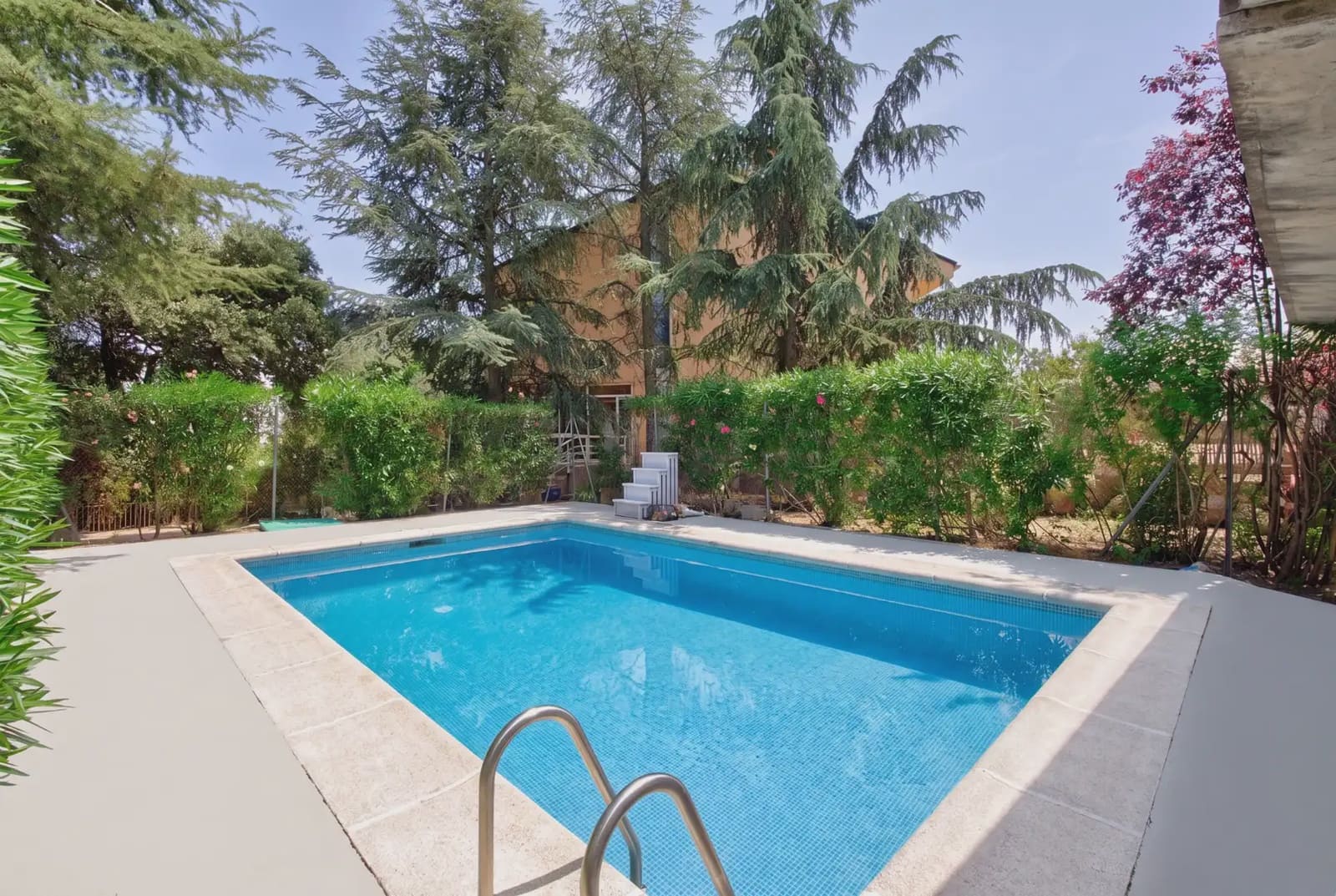 6 quarto Moradia para arrendar em Torrelodones com piscina garagem - 3 000 € (Ref: 10093832)