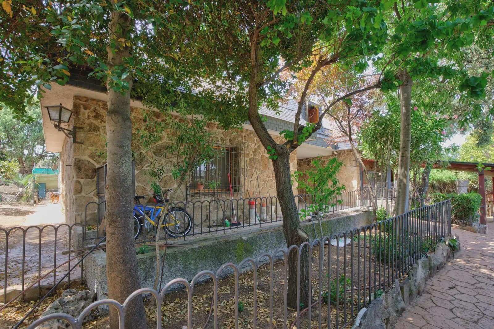6 quarto Moradia para arrendar em Torrelodones com piscina garagem - 3 000 € (Ref: 10093832)
