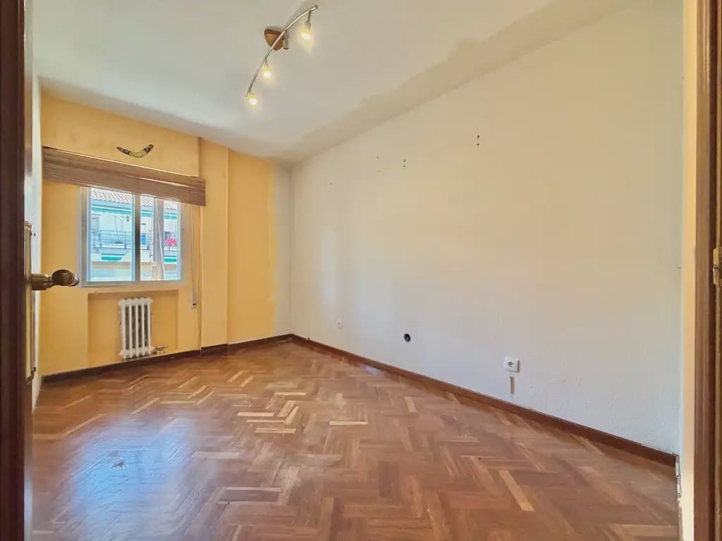 3 makuuhuone Asunto myytävänä paikassa Collado Villalba mukana uima-altaan 
autotalli - 290 000 € (Ref: 10117112)