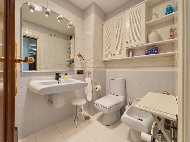 3 quarto Apartamento para venda em Hispanoamérica, Madrid cidade - 1 395 000 € (Ref: 10120567)