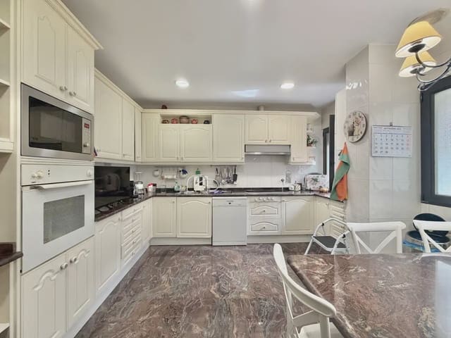 3 quarto Apartamento para venda em Hispanoamérica, Madrid cidade - 1 395 000 € (Ref: 10120567)