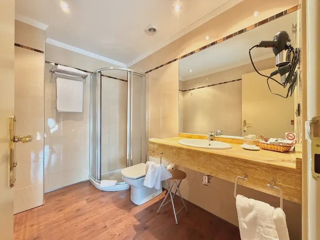 17 camera da letto Hotel in vendita in Fuentiduena - 2.390.000 € (Rif: 10136436)