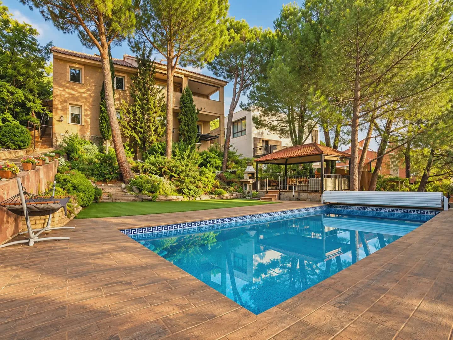 5 soverom Villa til salgs i Torrelodones med svømmebasseng garasje - € 995 000 (Ref: 10160285)