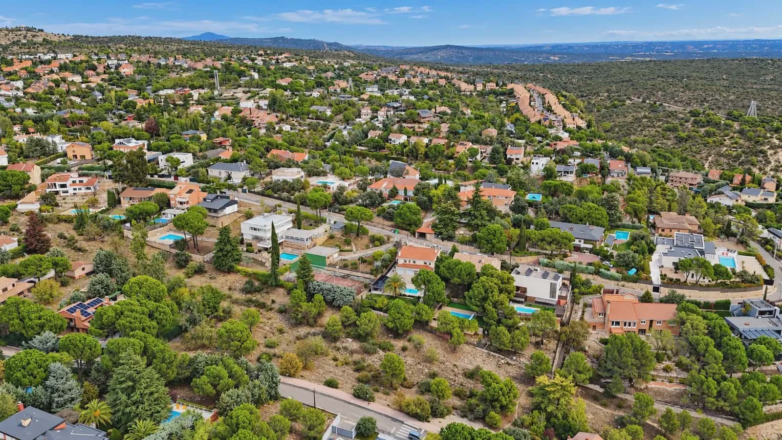 5 soverom Villa til salgs i Torrelodones med svømmebasseng garasje - € 995 000 (Ref: 10160285)