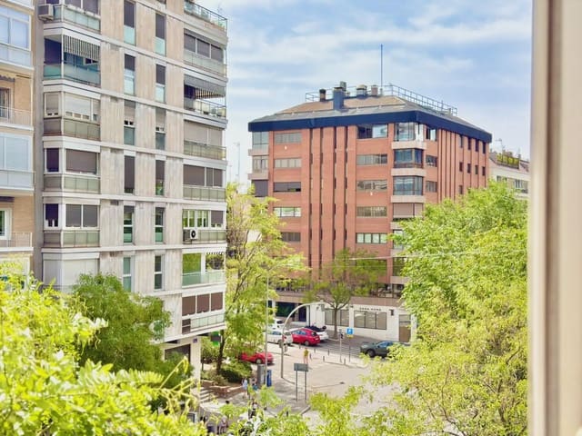 2 chambre Appartement à vendre à Hispanoamérica, Madrid ville - 1 270 000 € (Ref: 10160633)