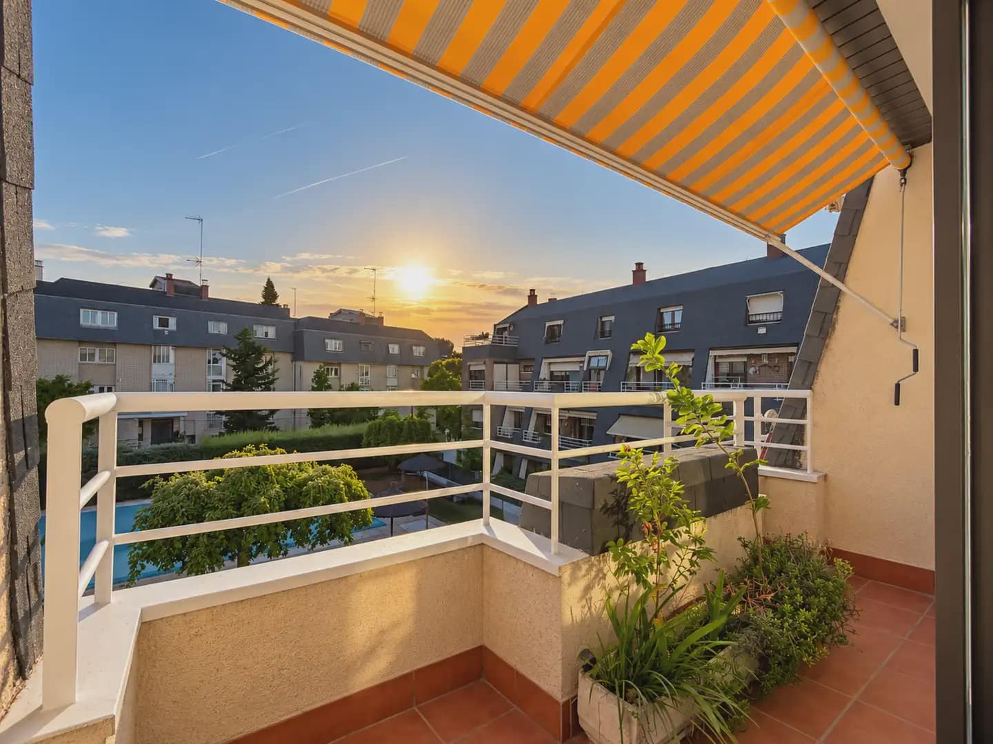3 chambre Appartement à vendre à Las Rozas de Madrid avec piscine garage - 720 000 € (Ref: 10165457)