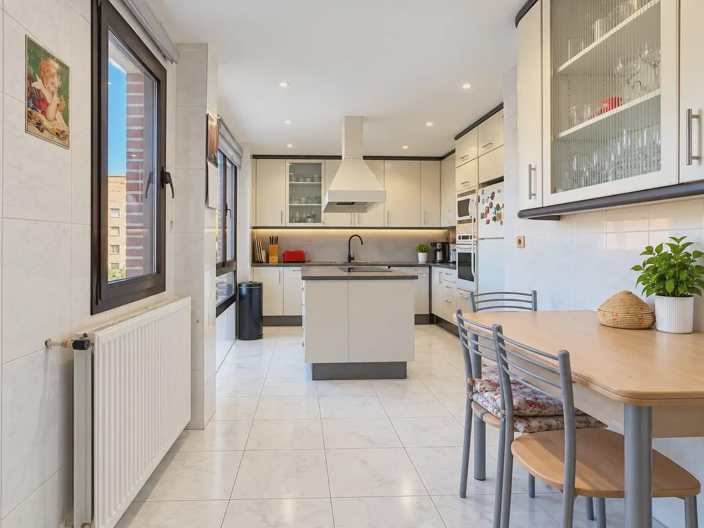 3 chambre Appartement à vendre à Las Rozas de Madrid avec piscine garage - 720 000 € (Ref: 10165457)