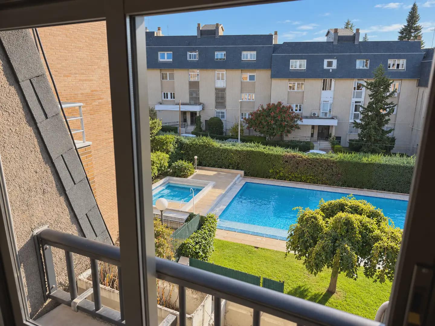 3 chambre Appartement à vendre à Las Rozas de Madrid avec piscine garage - 720 000 € (Ref: 10165457)