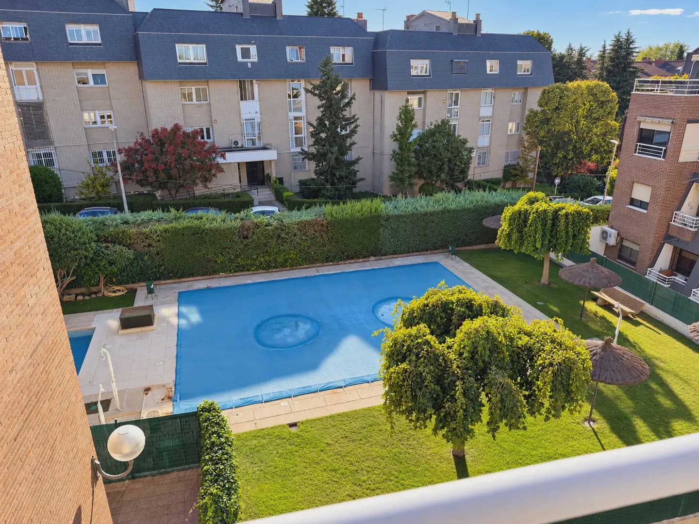 3 chambre Appartement à vendre à Las Rozas de Madrid avec piscine garage - 720 000 € (Ref: 10165457)