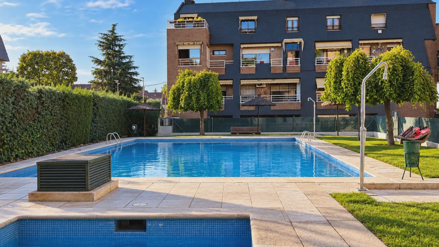 3 chambre Appartement à vendre à Las Rozas de Madrid avec piscine garage - 720 000 € (Ref: 10165457)
