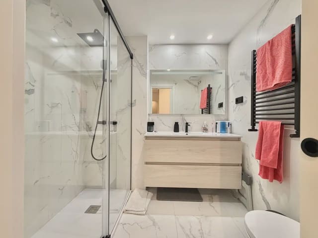 3 slaapkamer Flat te koop in Las Rozas de Madrid met zwembad garage - € 770.000 (Ref: 10179404)