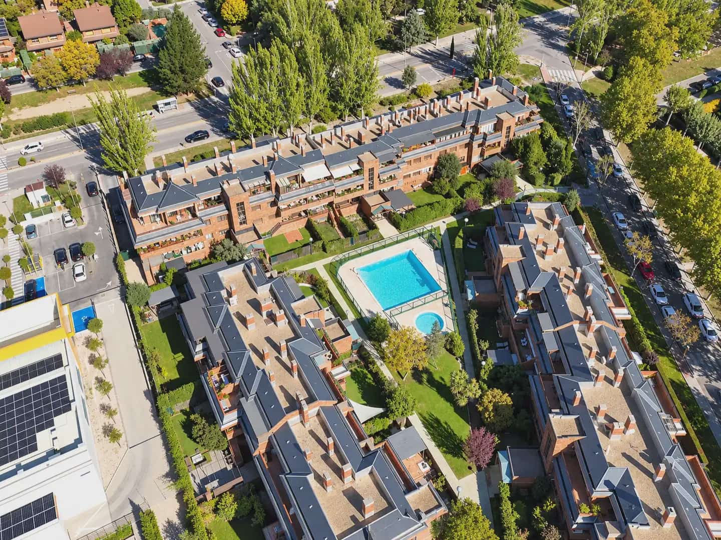 3 slaapkamer Flat te koop in Las Rozas de Madrid met zwembad garage - € 770.000 (Ref: 10179404)