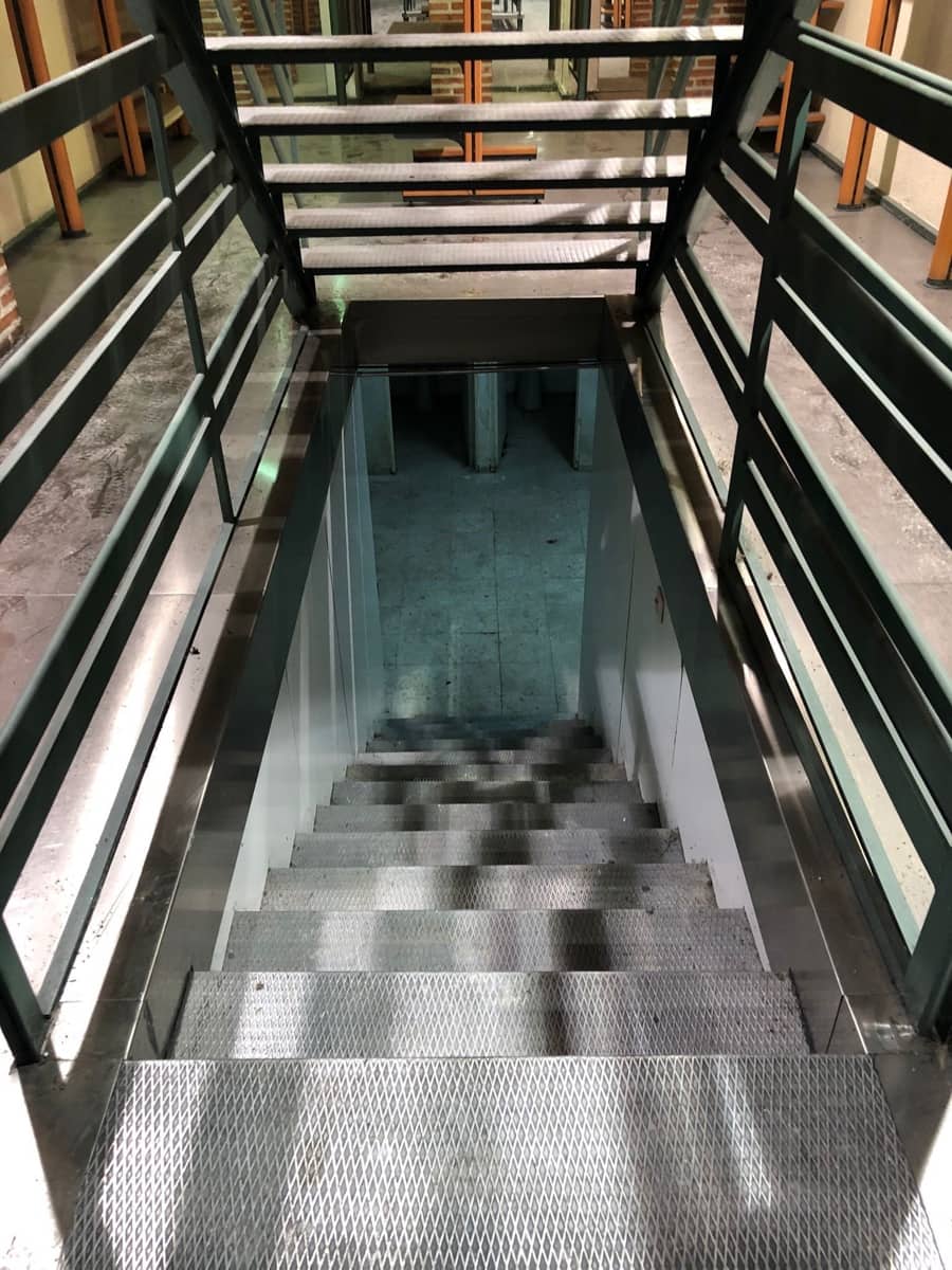 Commercial for sale in Alcorcon - € 254,000 (Ref: 6665604)