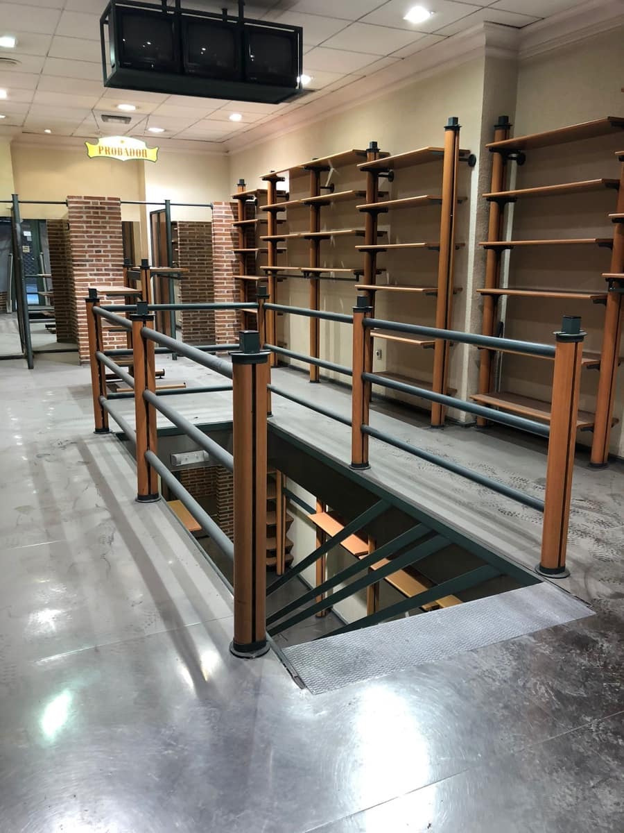 Commercial for sale in Alcorcon - € 254,000 (Ref: 6665604)