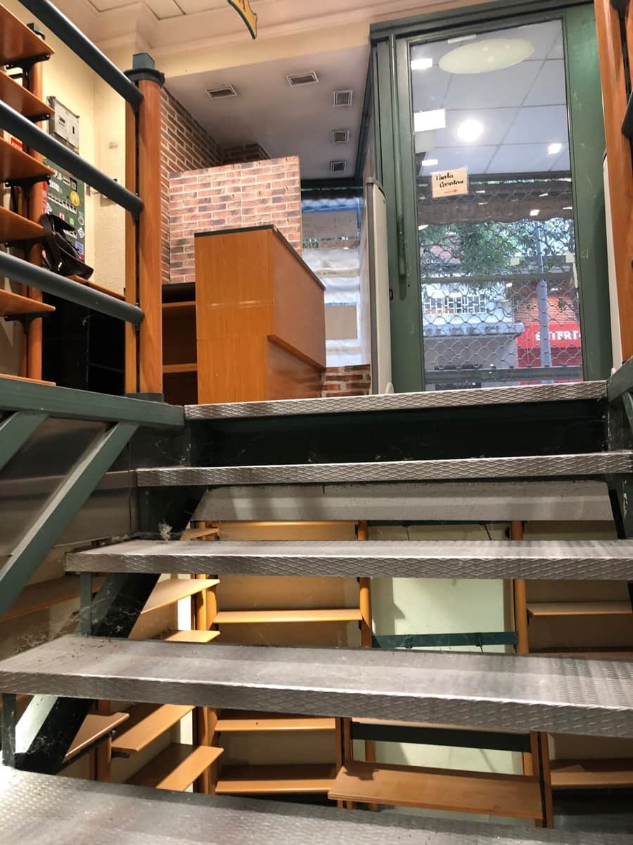 Commercial for sale in Alcorcon - € 254,000 (Ref: 6665604)