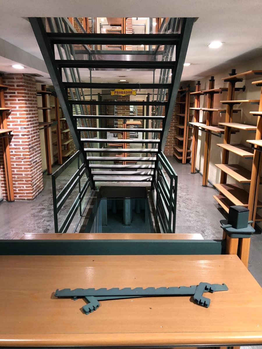 Commercial for sale in Alcorcon - € 254,000 (Ref: 6665604)