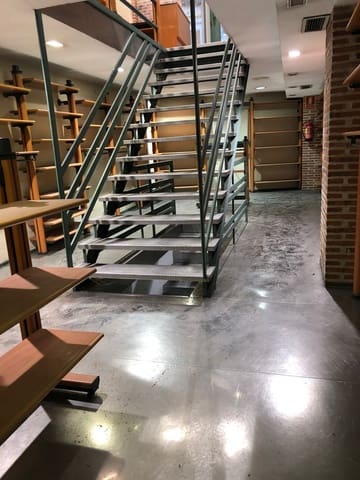 Commercial for sale in Alcorcón - € 254,000 (Ref: 6665604)