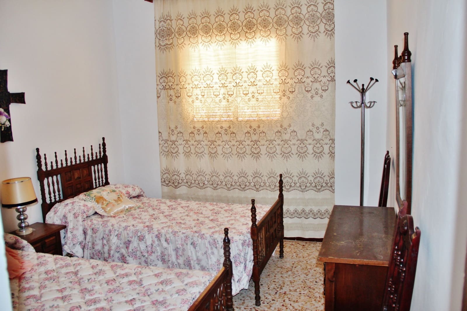 5 bedroom Finca/Country House for sale in Villafranca de los Caballeros with garage - € 190,000 (Ref: 6665629)