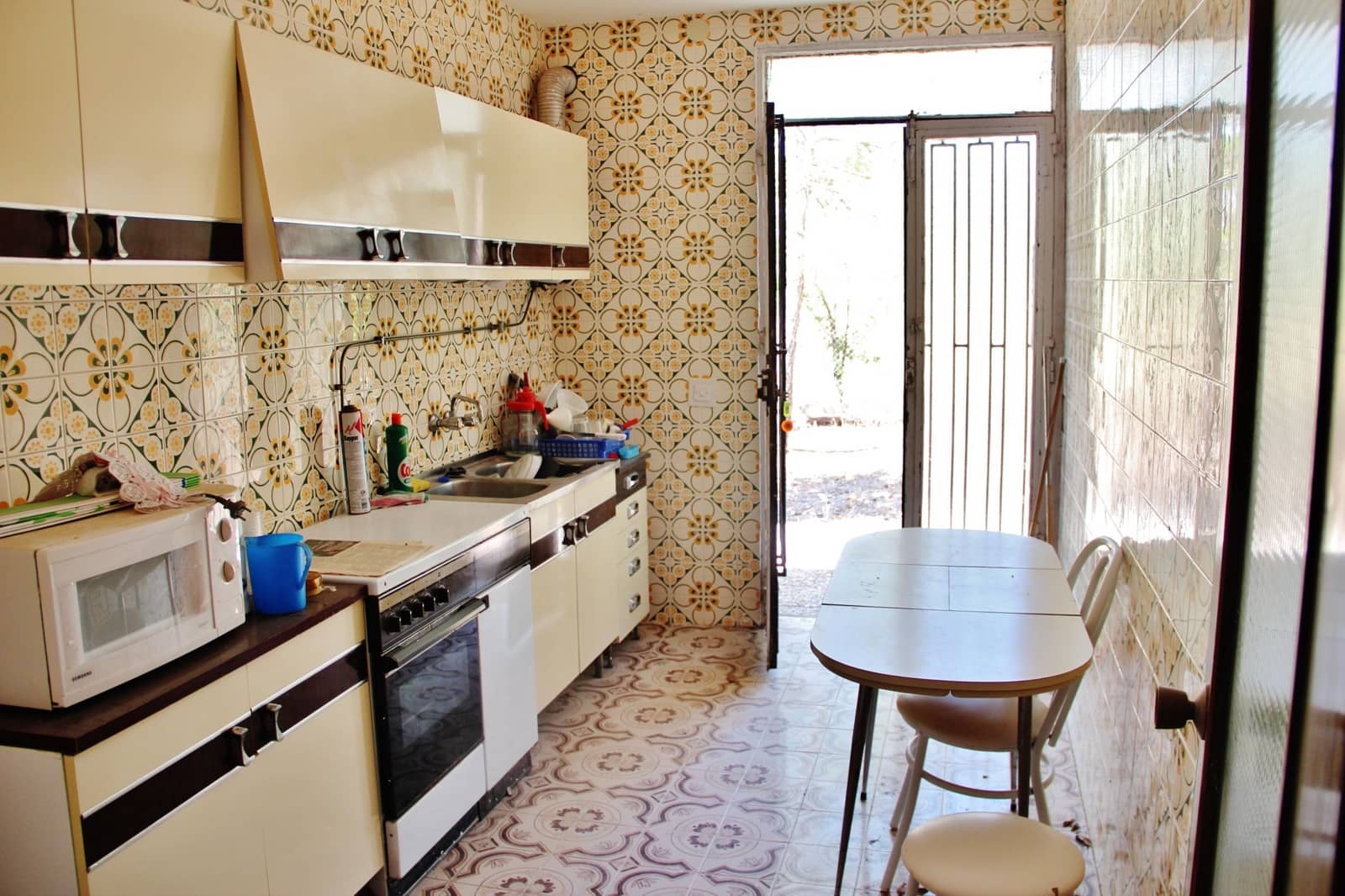 5 bedroom Finca/Country House for sale in Villafranca de los Caballeros with garage - € 190,000 (Ref: 6665629)