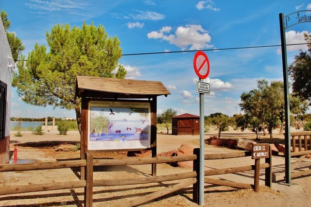 5 Zimmer Finca/Landgut zu verkaufen in Villafranca de los Caballeros mit Garage - 190.000 € (Ref: 6665629)