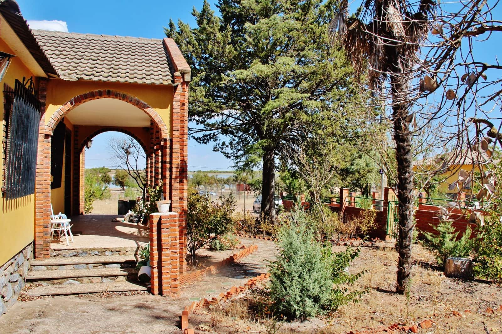 5 bedroom Finca/Country House for sale in Villafranca de los Caballeros with garage - € 190,000 (Ref: 6665629)