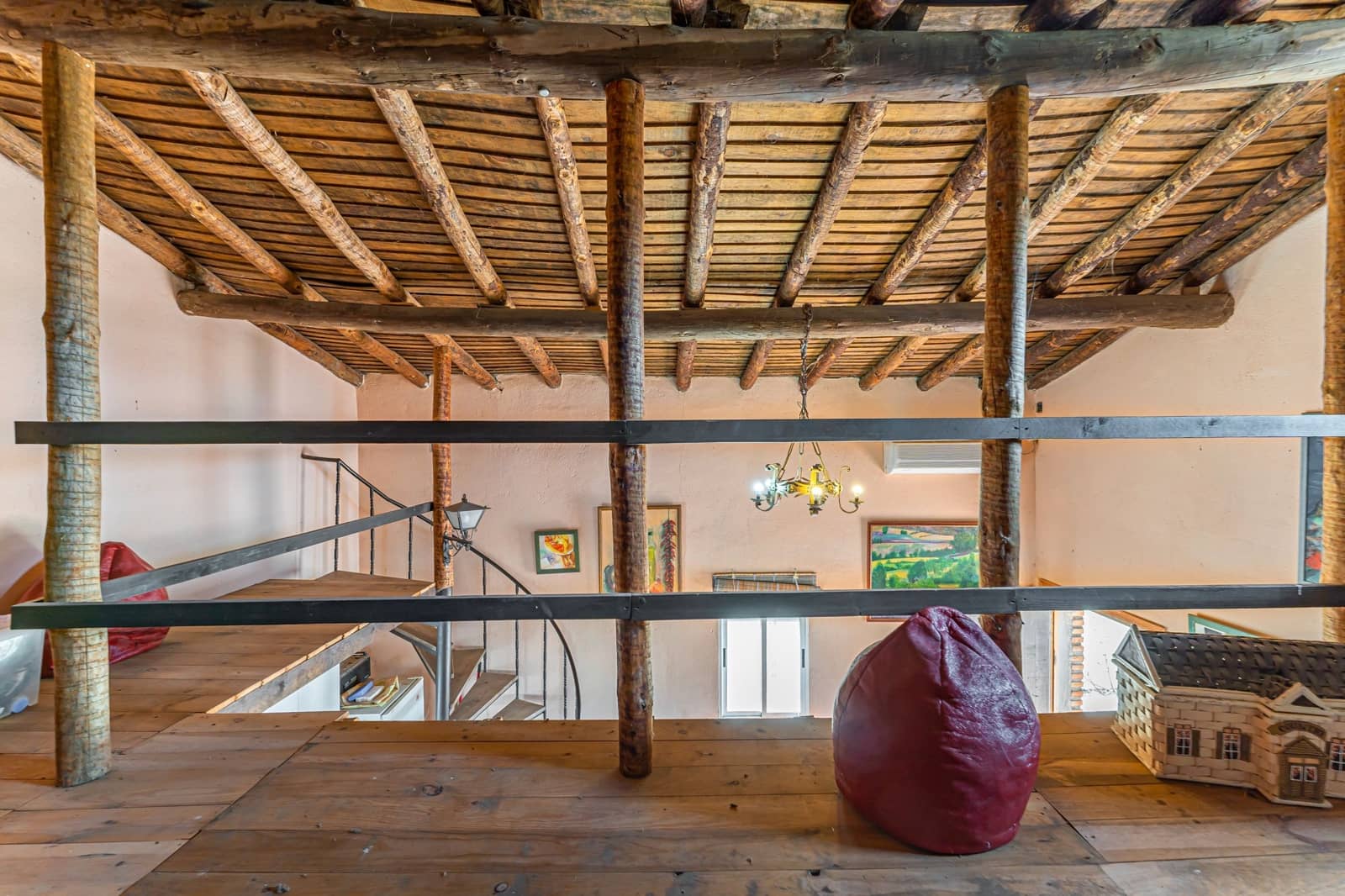 2 soveværelse Finca/Landehus til salg i Toledo by med swimmingpool garage - € 670.000 (Ref: 6665791)