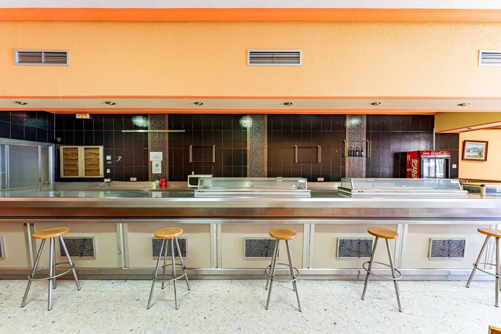 Erhverv til salg i Fuenlabrada - € 465.000 (Ref: 7009287)