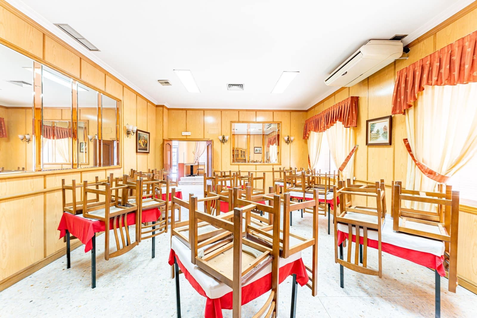 Erhverv til salg i Fuenlabrada - € 465.000 (Ref: 7009287)