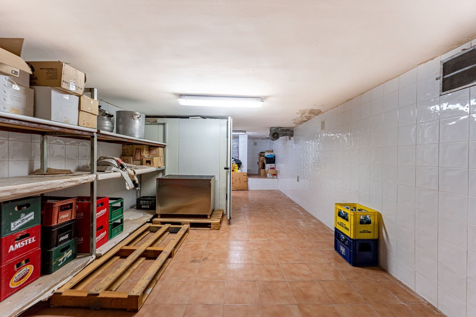 Erhverv til salg i Fuenlabrada - € 465.000 (Ref: 7009287)