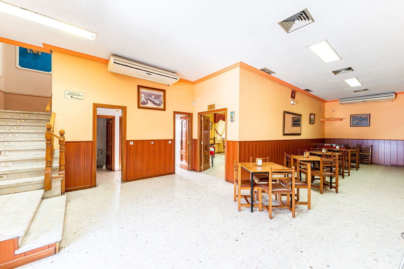 Erhverv til salg i Fuenlabrada - € 465.000 (Ref: 7009287)