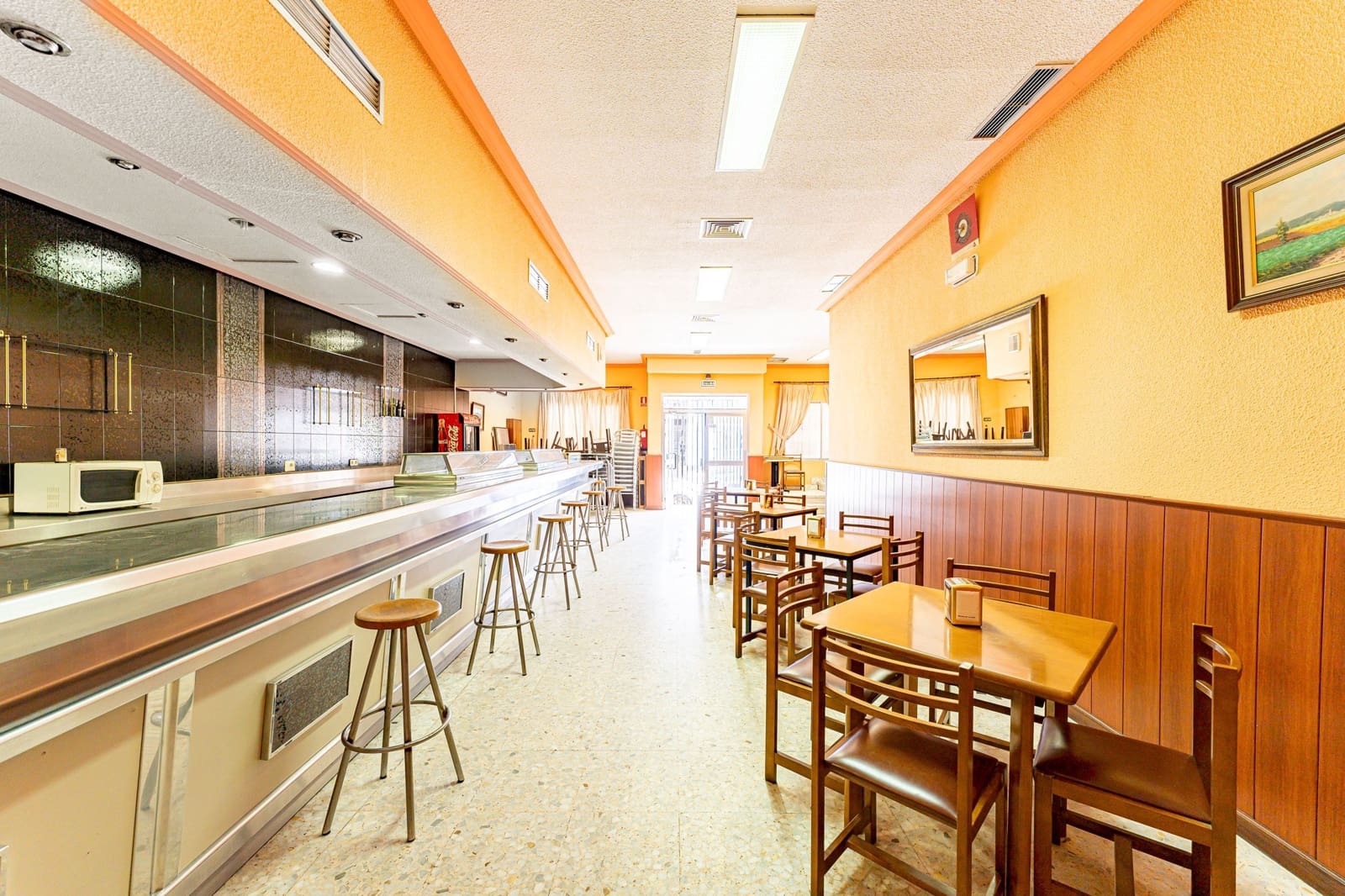 Erhverv til salg i Fuenlabrada - € 465.000 (Ref: 7009287)