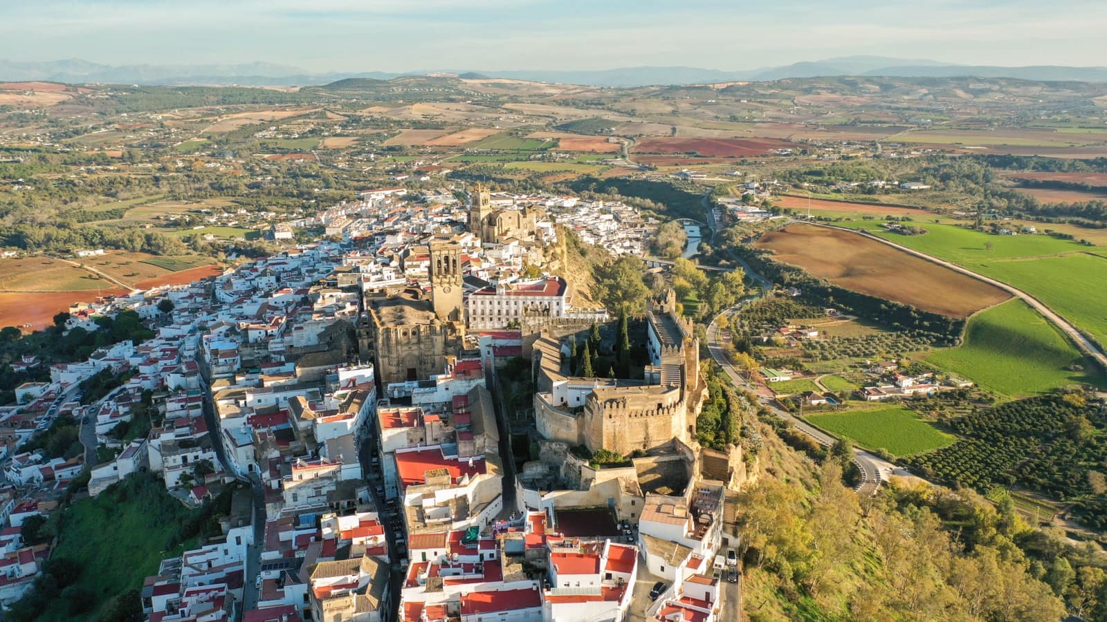 15 soveværelse Hotel til salg i Arcos de la Frontera - € 590.000 (Ref: 7313024)