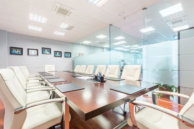 Office for sale in Coslada - € 540,000 (Ref: 7407629)