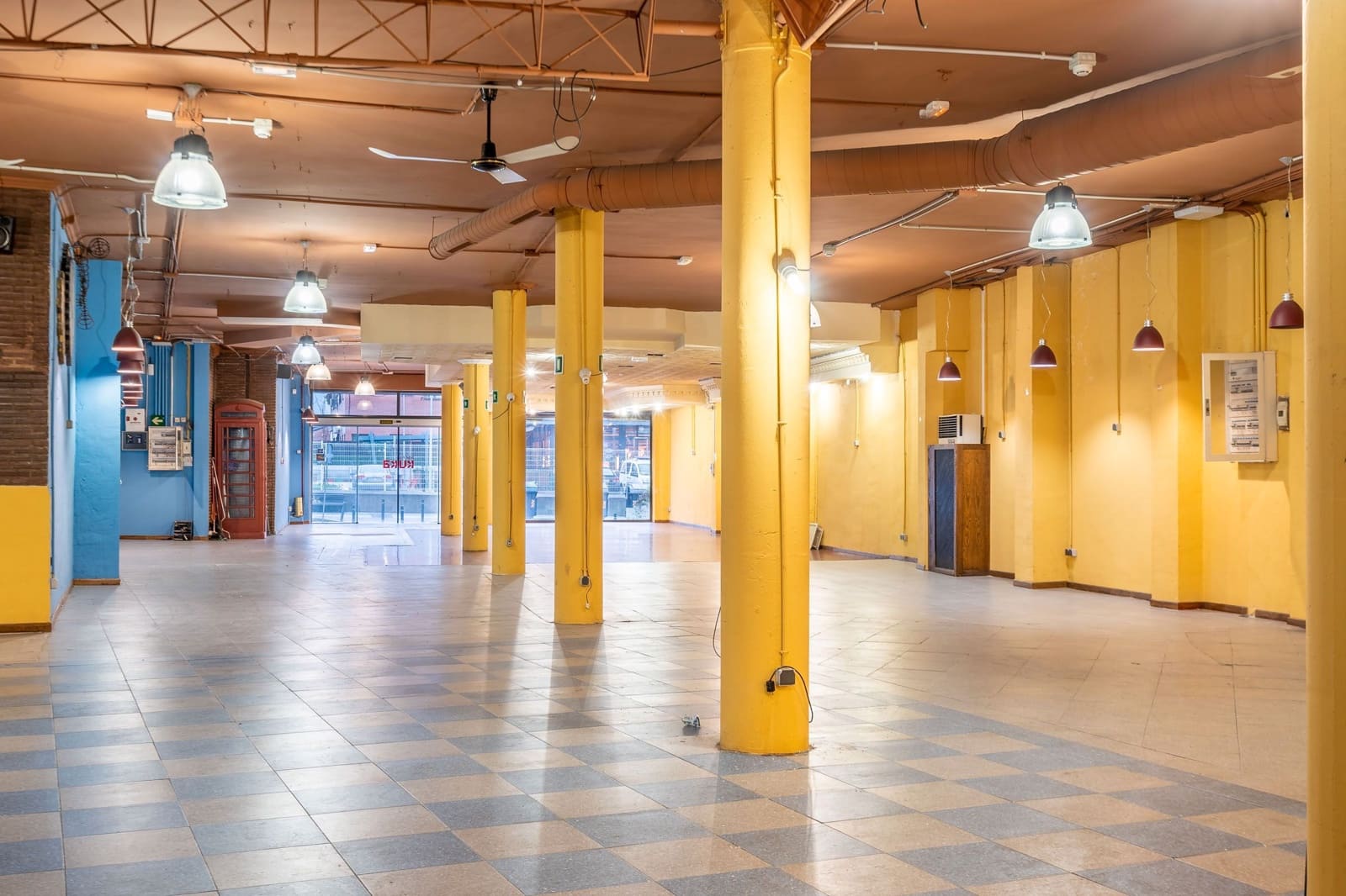 Erhverv til salg i Collado Villalba - € 1.980.000 (Ref: 7513079)