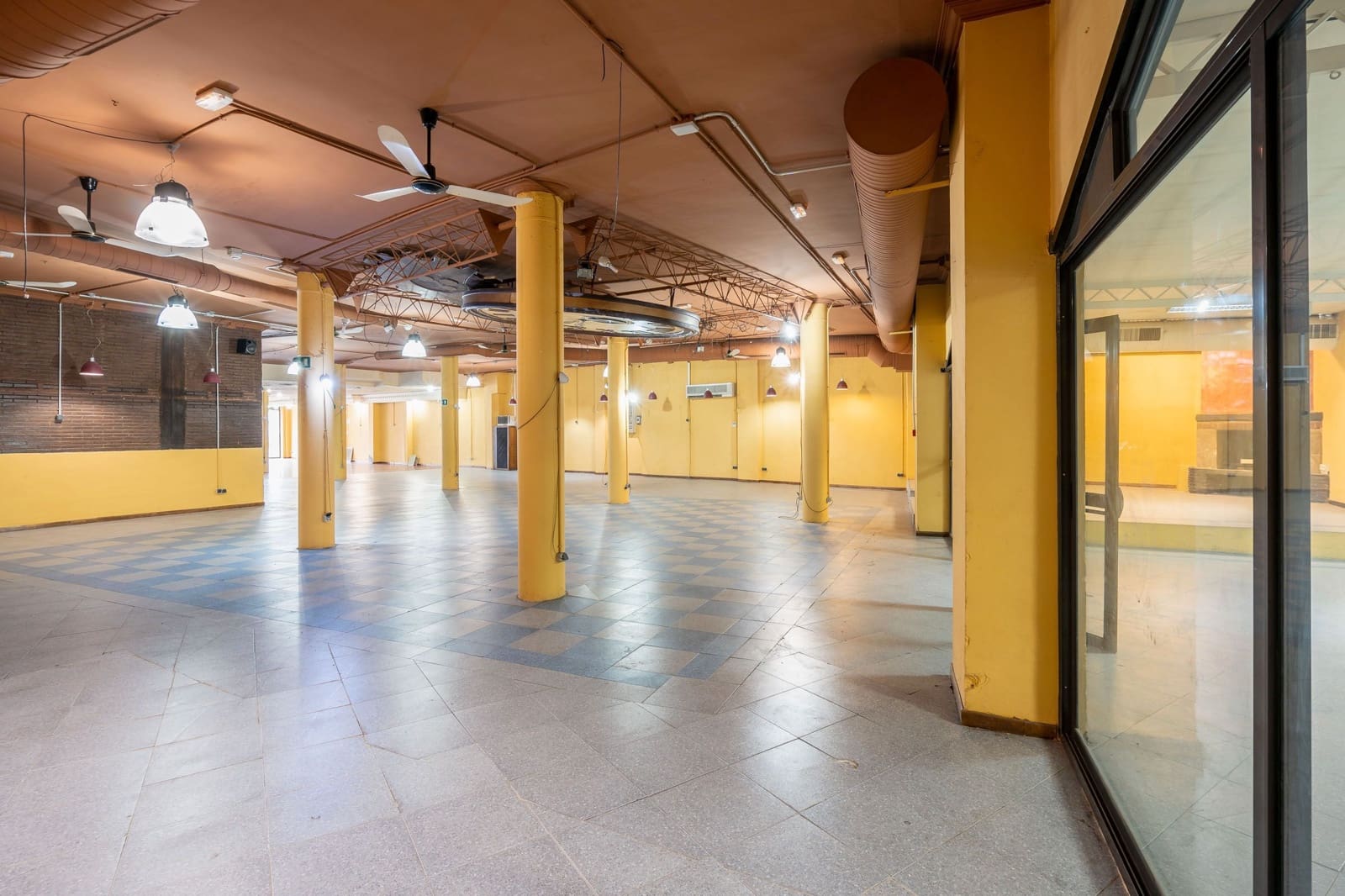 Erhverv til salg i Collado Villalba - € 1.980.000 (Ref: 7513079)