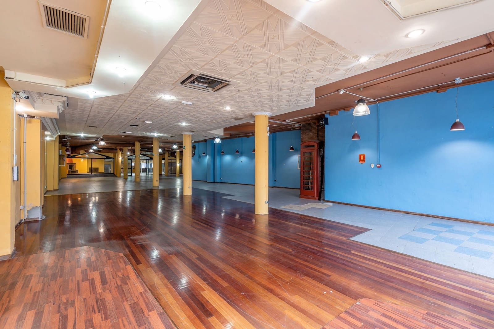 Erhverv til salg i Collado Villalba - € 1.980.000 (Ref: 7513079)