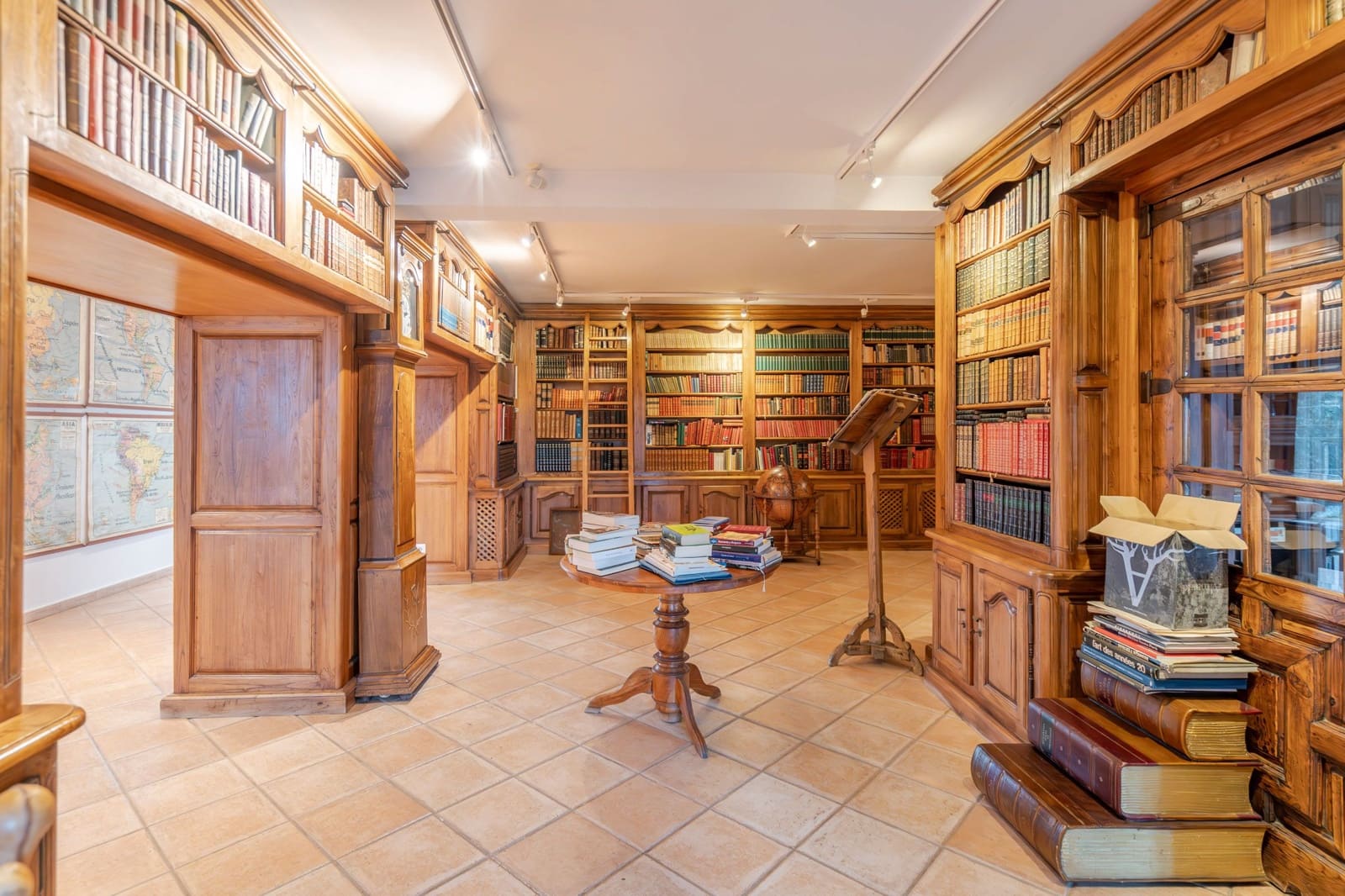 Finca/Casa Rural de 5 habitaciones en Chapinería en venta con piscina garaje - 2.500.000 € (Ref: 8129084)