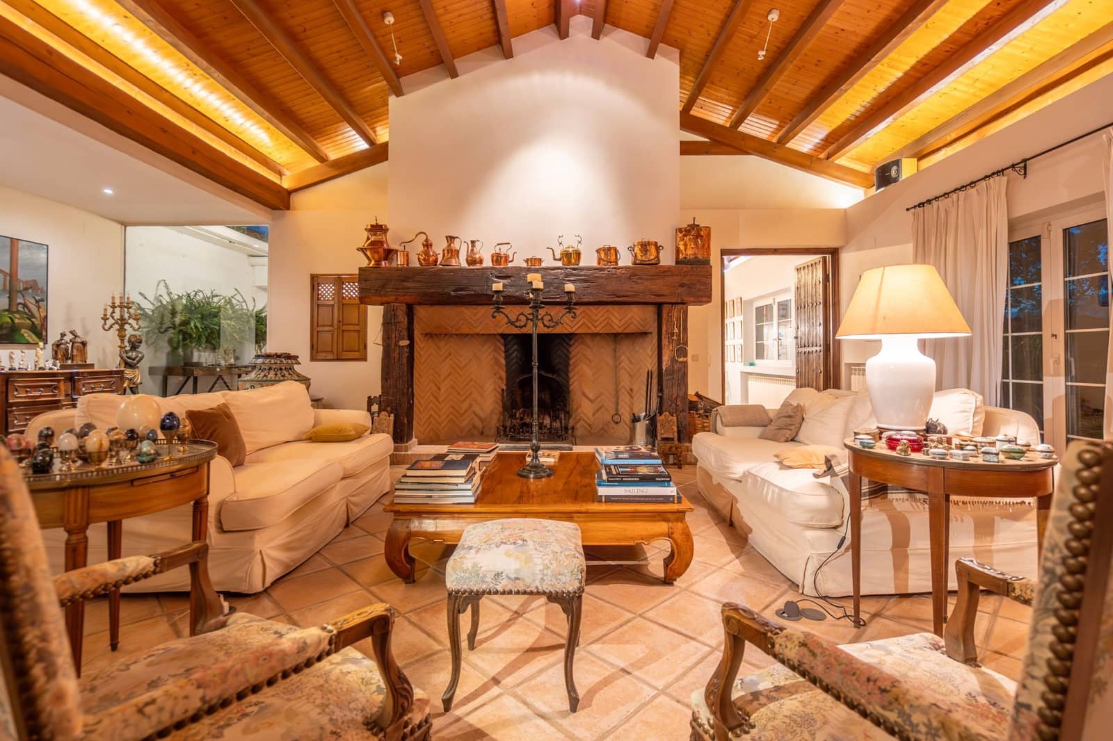 Finca/Casa Rural de 5 habitaciones en Chapinería en venta con piscina garaje - 2.500.000 € (Ref: 8129084)