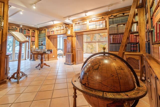 5 slaapkamer Finca/Landhuis te koop in Chapinería met zwembad garage - € 2.500.000 (Ref: 8129084)