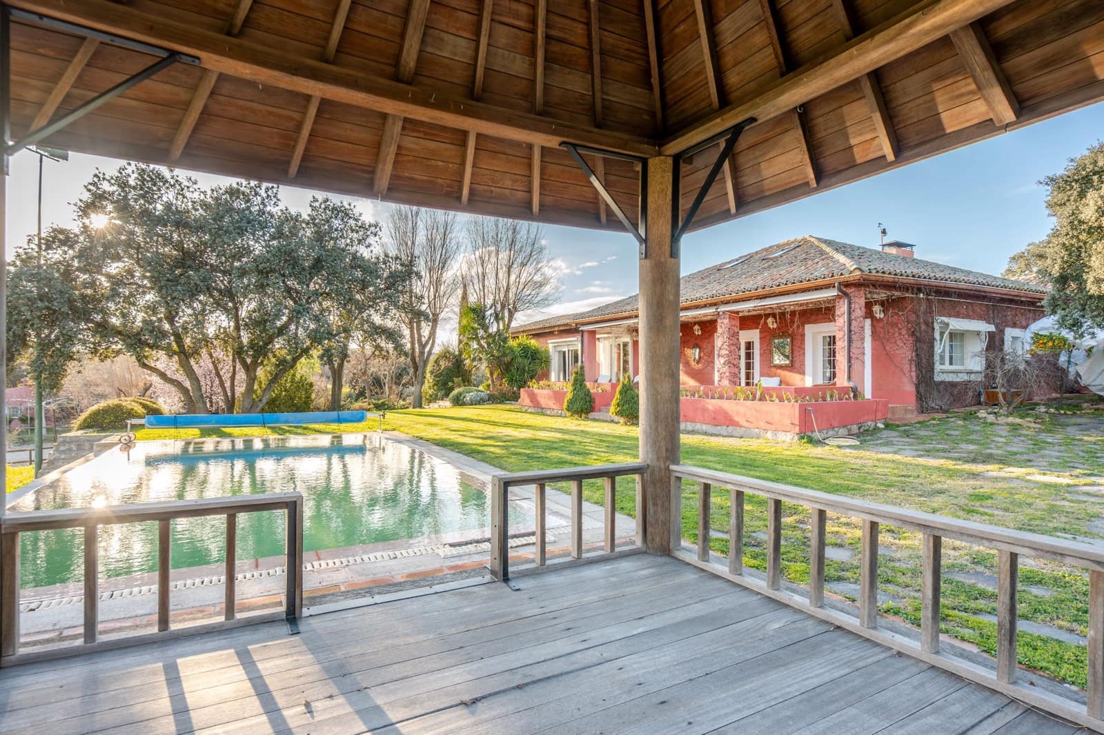 Finca/Casa Rural de 5 habitaciones en Chapinería en venta con piscina garaje - 2.500.000 € (Ref: 8129084)