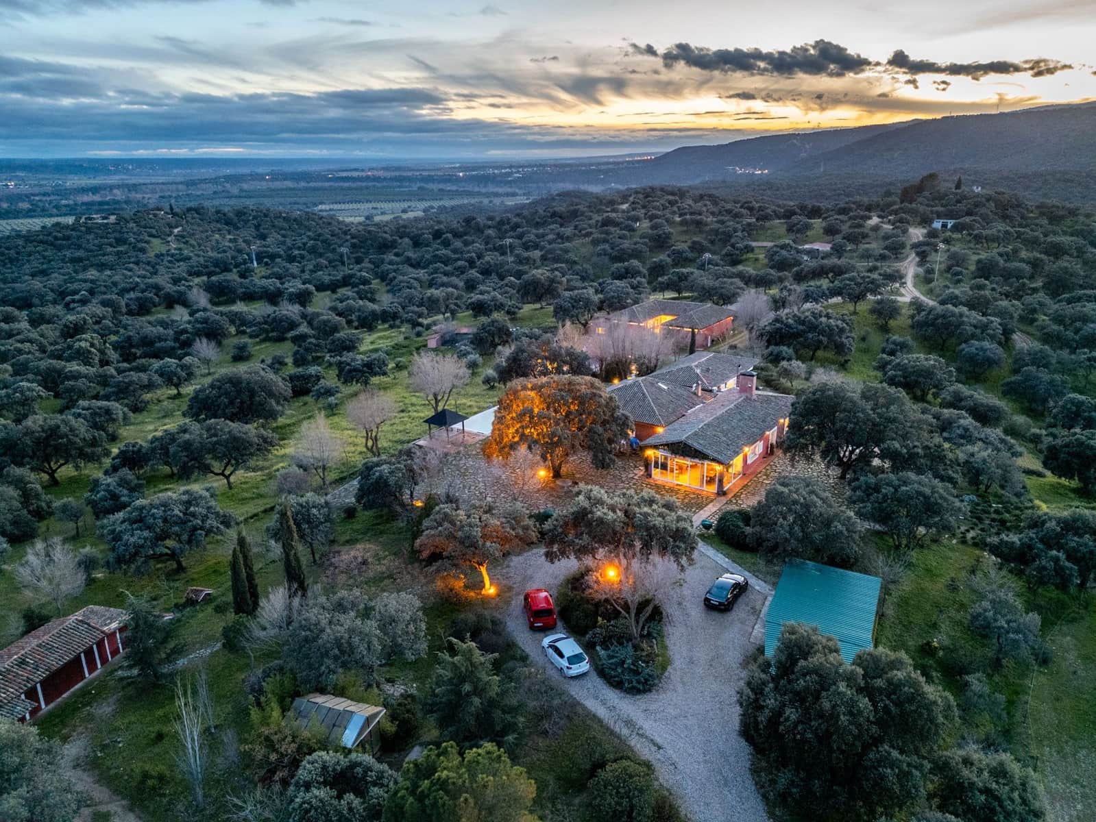 Finca/Casa Rural de 5 habitaciones en Chapinería en venta con piscina garaje - 2.500.000 € (Ref: 8129084)