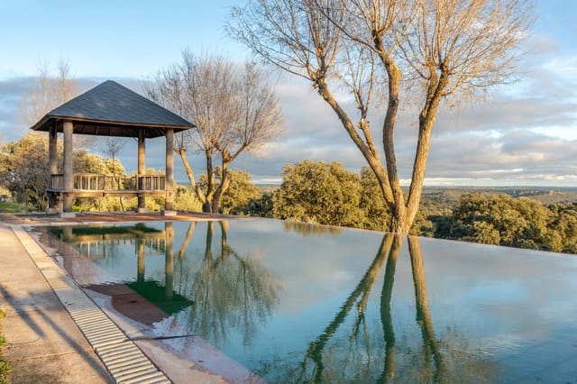 5 slaapkamer Finca/Landhuis te koop in Chapinería met zwembad garage - € 2.500.000 (Ref: 8129084)