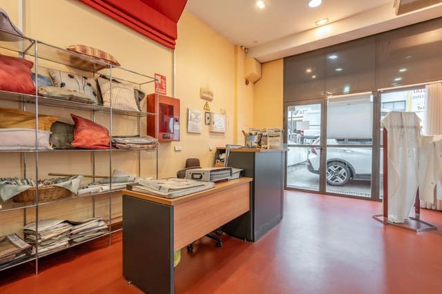 Commercieel te koop in Rivas-Vaciamadrid - € 600.000 (Ref: 8206413)