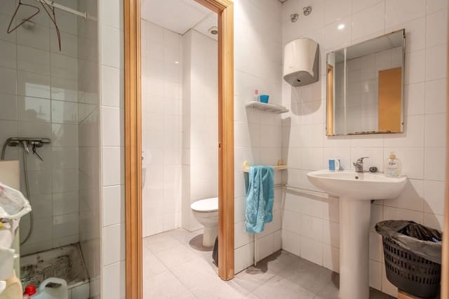 Commercieel te koop in Rivas-Vaciamadrid - € 600.000 (Ref: 8206413)