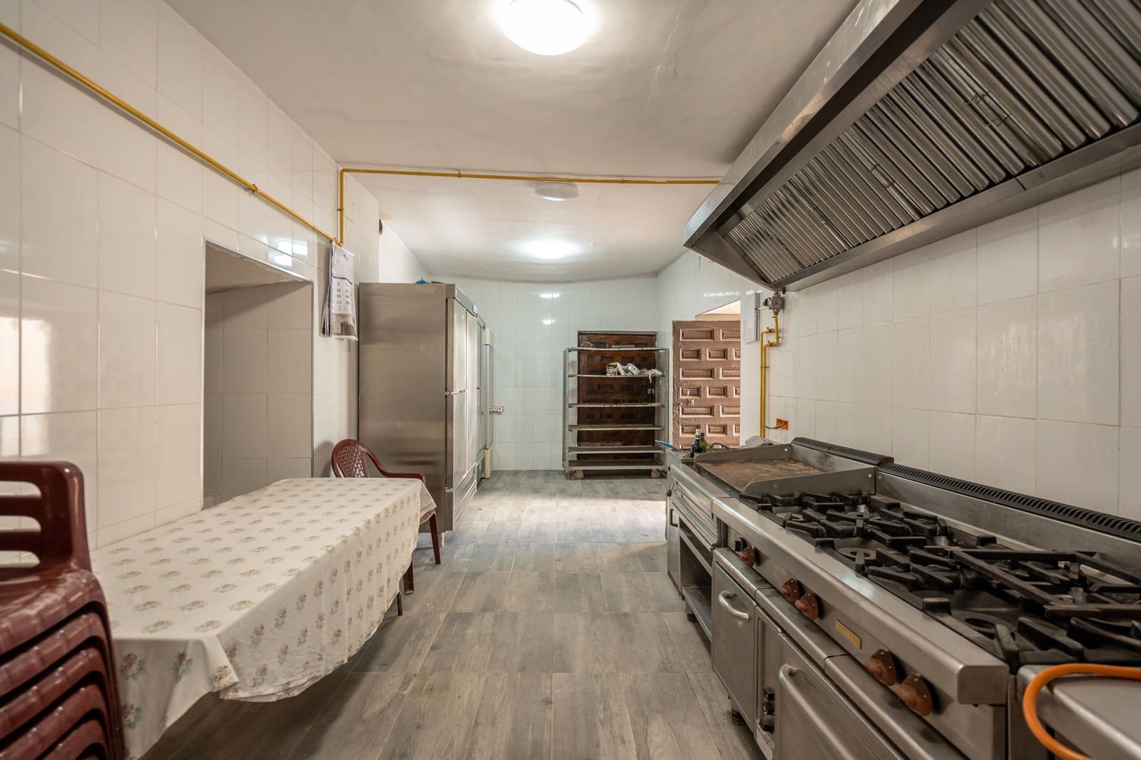 21 bedroom Hotel for sale in Yepes - € 500,000 (Ref: 8273948)