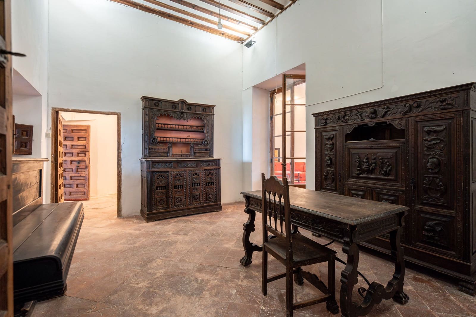 21 bedroom Hotel for sale in Yepes - € 500,000 (Ref: 8273948)