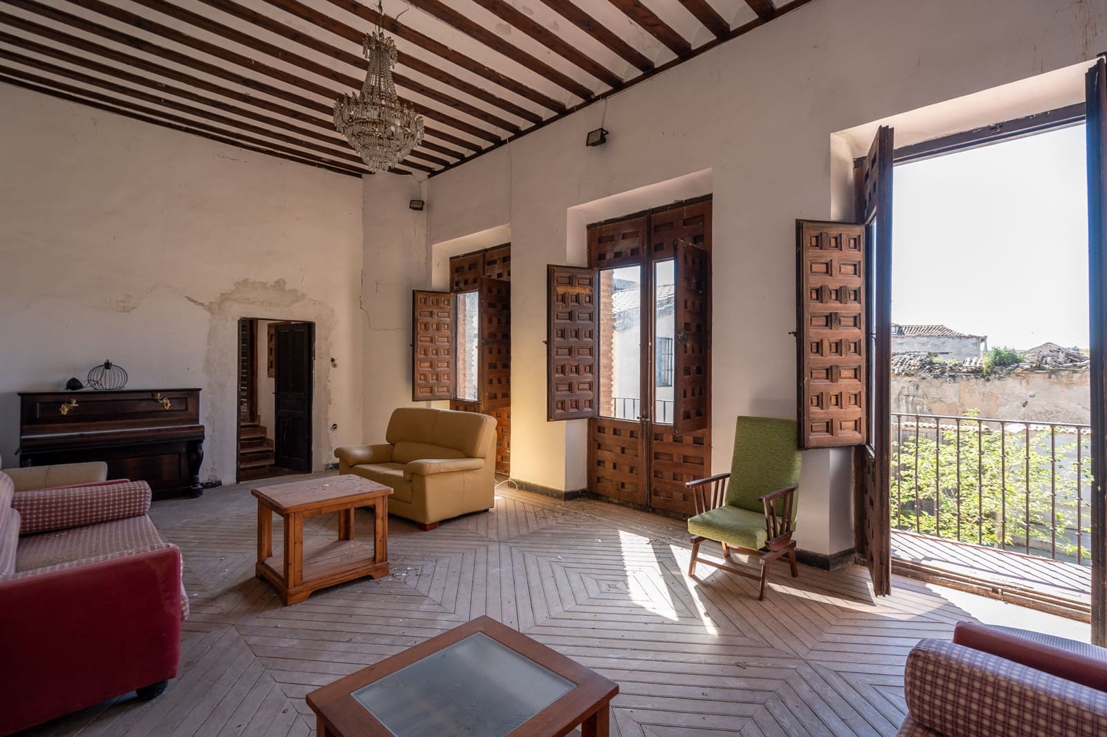 21 bedroom Hotel for sale in Yepes - € 500,000 (Ref: 8273948)