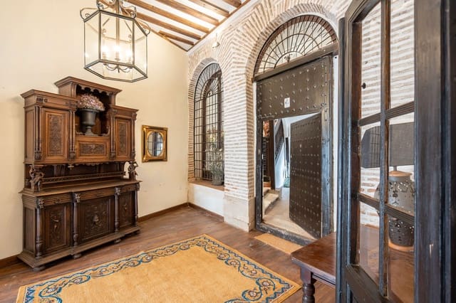 21 bedroom Hotel for sale in Yepes - € 500,000 (Ref: 8273948)