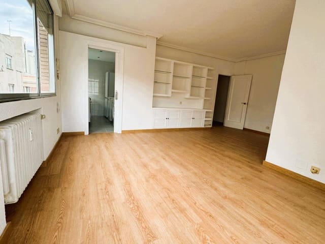 2 makuuhuone Asunto vuokrattavana paikassa Almagro, Madrid kaupunki mukana 
autotalli - 2 100 € (Ref: 8602484)